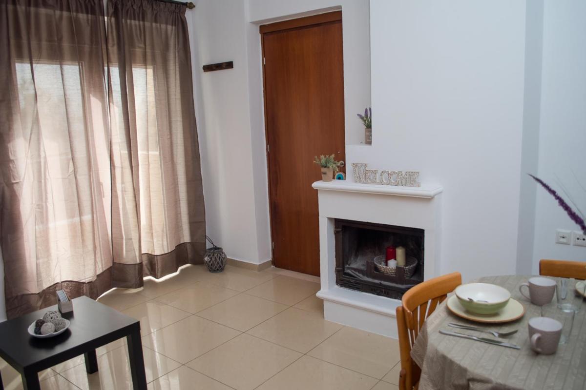 Appartement Sun By The Sea 2 à Agia Pelagia  Extérieur photo